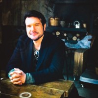 Aşkın Samuray Bayraktaroğlu