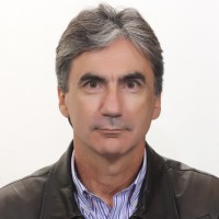 Μιχάλης Γιατράκης