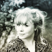 Caroline Guillot