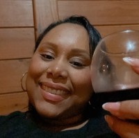 Elaine Lemos