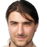 Александр Опарий