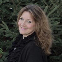 Lisa Mares