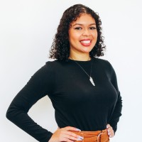 Veronica Henry