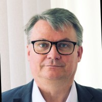 Peter Kienzle