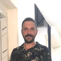 Erhan Tez