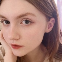 Elsa Zhou
