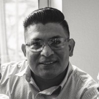 Oswaldo Flores