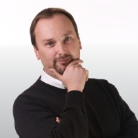 Jarek Wrona
