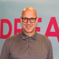 Simon Baines