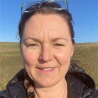 Emily Linton Bvsc Mrcvs Certavp(Cattle)