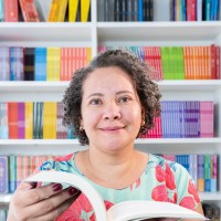 Elaine Santos