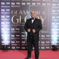 Mark Russell VILLALUZ