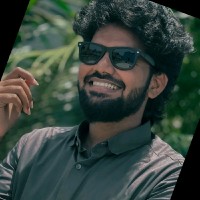 Raveendhar Santhanam