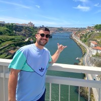 Iker Mendia canga