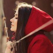 yasmine kh