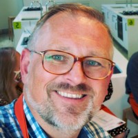 Simon Maclean FRSA