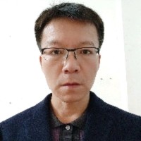 覃灿辉