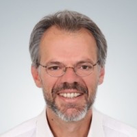 Giannis Klavdianos, Mba
