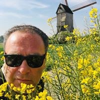 Stéphane (E-mail)