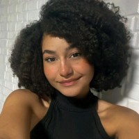 Ana Luiza Gomes