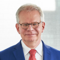 Dr. Christian Von Oertzen