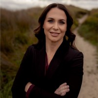 Rebecca Steens