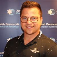 Brett Bauer