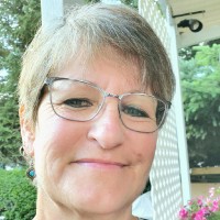 Leslie Banister