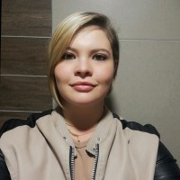 Simoné Van Deventer