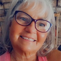 Robin, Melanie Hewett