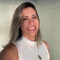 Fernanda T.