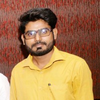 Manish Dhole