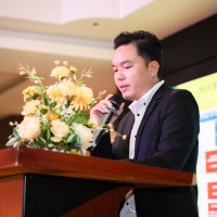 Hoang Le