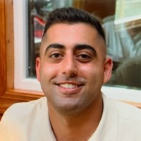 Navid Nassiri, Pe