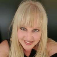 Deborah Steen