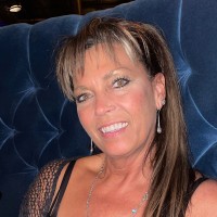 Roxanne Kelly