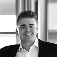 Simon Petry Hallenslev
