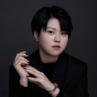 Linghao Zhang