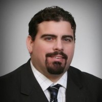 Manolo R Santiago