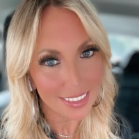 Lisa Snow