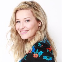 Emmanuelle R.