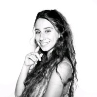 Emma Estrache‬‏