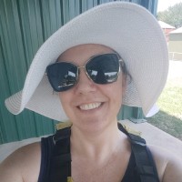 Lisa Van Slyke