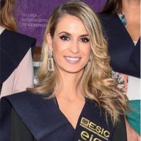 María Manzano Benavides