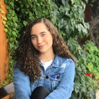 Bárbara Naves Barbiero