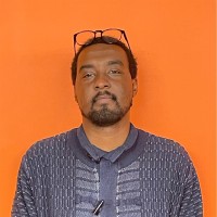 Kenyon Nyangai