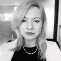 Adela Popescu