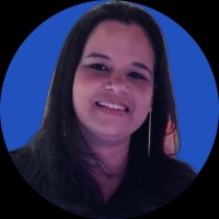 Karla Luziara De Moura