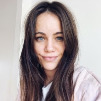 Naomi L.