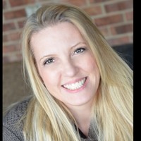 Leslie Dillard